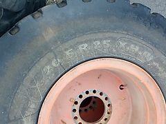 Michelin 20.5R25 Hitachi ZW180